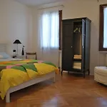 Casa D'oro Mestre