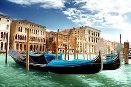 Casa D'oro Bed & Breakfast 5*