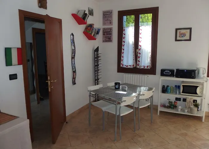 Casa D'oro Bed & Breakfast 5*