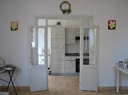 Casa D'oro Bed & Breakfast 5*