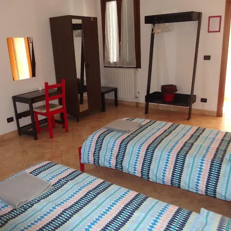 Casa D'oro לינה וארוחת בוקר 5*