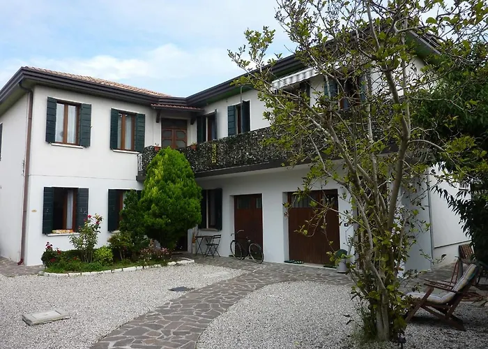 Alojamento de Acomodação e Pequeno-almoço Casa D'oro Mestre