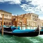 Casa D'oro Bed & Breakfast 5*